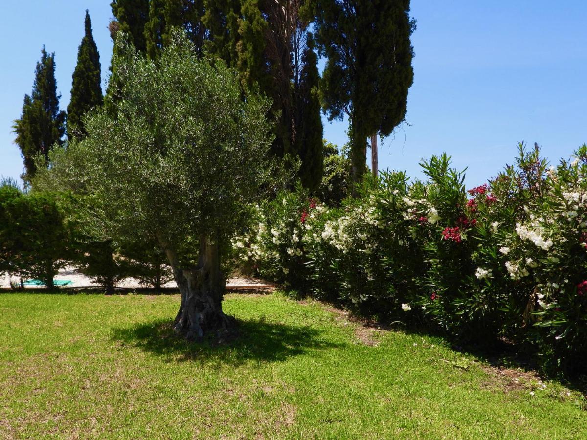Cypress Garden Villas Svoronata Exterior foto