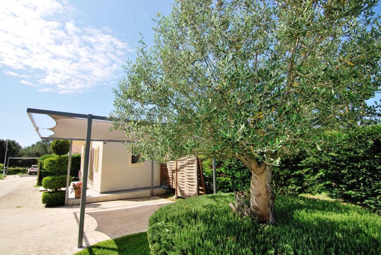 Cypress Garden Villas Svoronata Exterior foto